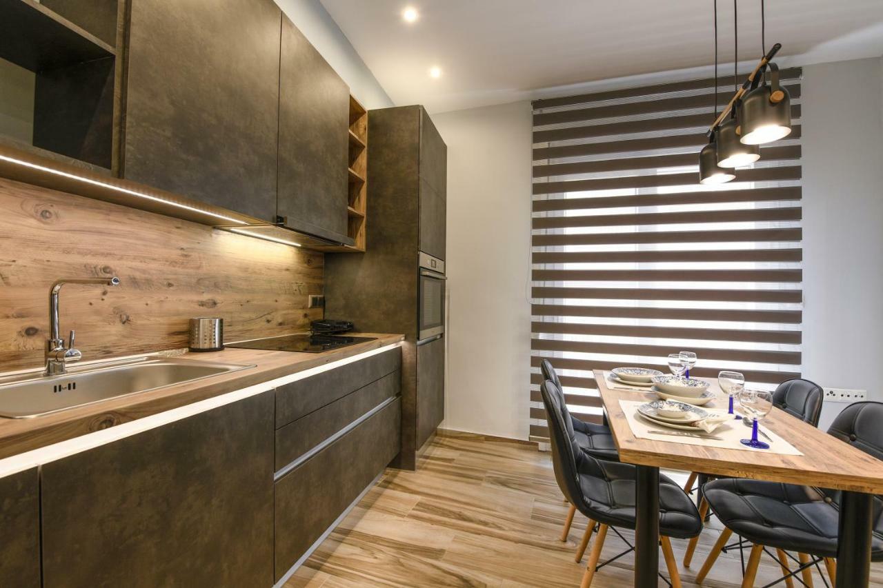 Adell Luxury Apartments Kavala Exterior photo